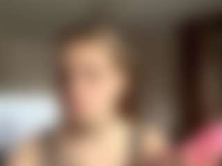 FrancinaVillarta's Live Sex Cam Show