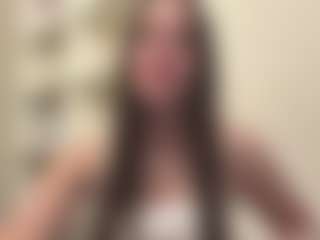 Live cam show with Hailey - Average on Streamer API