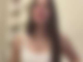 Live cam show with Hailey - Small Tits on parknlotfishbdy