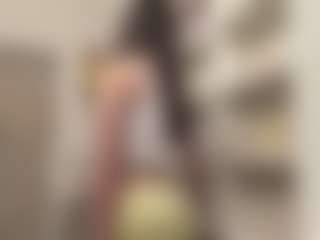 Live cam show with Hailey - Facial on camtv