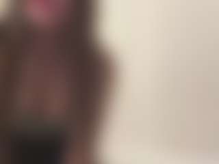 Live cam show with Hailey - Cowgirl on SquirtSoMuch