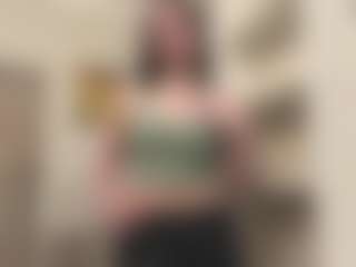 Live cam show with Hailey - Ebony on Uber Horny | poland