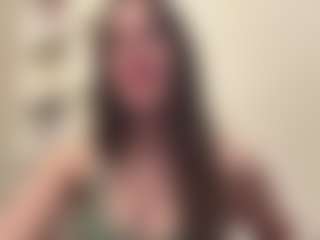 Live cam show with Hailey - Granny on CamwithHer