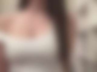 Live cam show with Hailey - Athletic Bedroom on luckytryst.com
