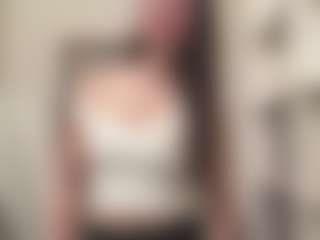 Show de câmera ao vivo com Hailey - Facial Piercings no Camsoda