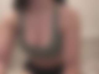 Live cam show with Hailey - Upskirt on slutload