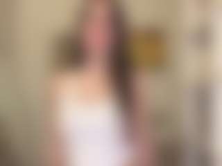 Live cam show with Hailey - Full Nudity on Camsoda