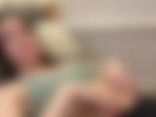Live cam show with Hailey - Upskirt on Camsoda