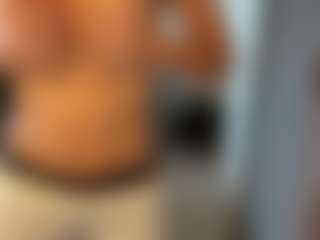 Live cam show with Monica - Bedroom on fapnchat