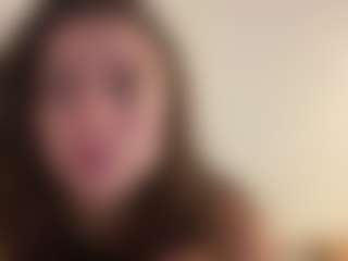 Monicaのライブセックスチャットショー