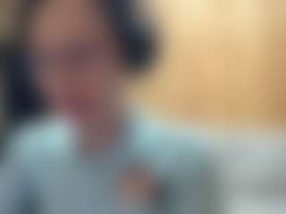 KeelyMak MILF-webcamperformer live