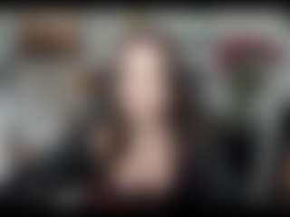 Live cam show with KiaraTease - New Sexwebcam on sexylive.show