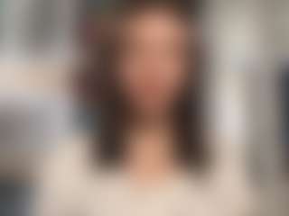 Spettacolo in cam dal vivo con Anna - Shaved su Camsoda