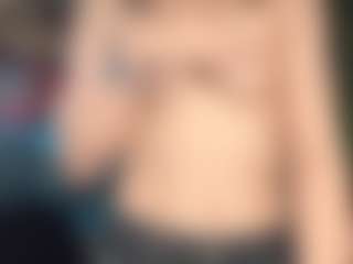 Live cam show with Anna - Shaved on CamClone