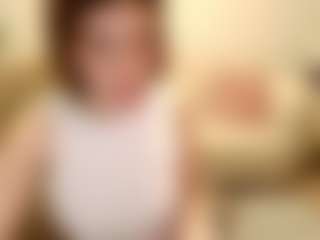 Lua-Beneventi's Live Sex Cam Show