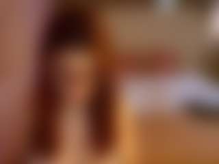 Lua-Beneventi's Live Sex Cam Show