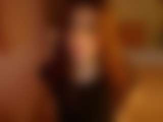 Lua-Beneventi's Live Sex Cam Show