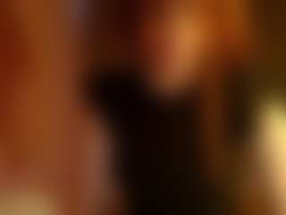 Lua-Beneventi's Live Sex Cam Show