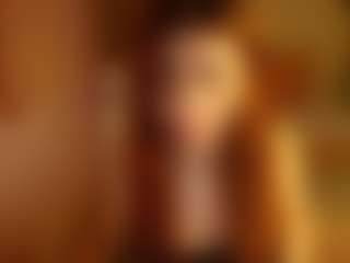 Lua-Beneventi's Live Sex Cam Show