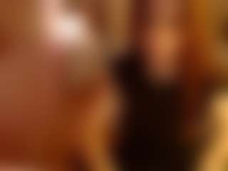Lua-Beneventi's Live Sex Cam Show