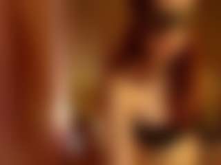 Live cam show with Lua-Beneventi - Brown Eyes BBW on Free Soda