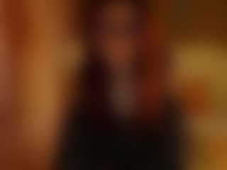 Live cam show with Lua-Beneventi - Striptease on SmokeAndPoke