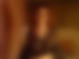 Lua-Beneventi's Live Sex Cam Show