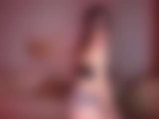 Lua-Beneventi's Live Sex Cam Show