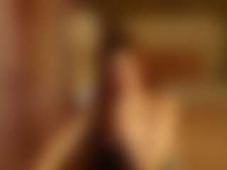 Lua-Beneventi's Live Sex Cam Show