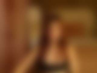 Lua-Beneventi's Live Sex Cam Show