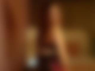Lua-Beneventi's Live Sex Cam Show
