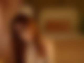 Lua-Beneventi's Live Sex Cam Show