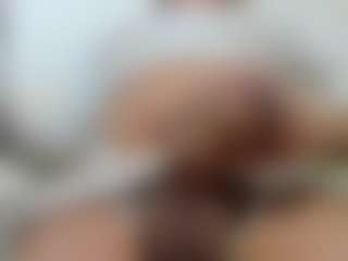 Live cam show with nathalia-isazax - Colombia on infinitiblacc.com