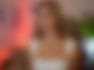 TinyTara's Live Sex Cam Show