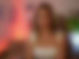 TinyTara's Live Sex Cam Show