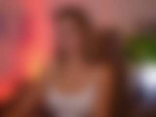 TinyTara's Live Sex Cam Show