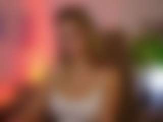 TinyTara's Live Sex Cam Show