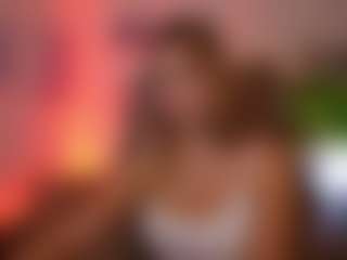 TinyTara's Live Sex Cam Show
