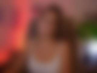TinyTara's Live Sex Cam Show