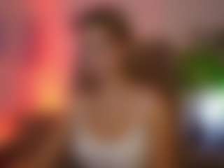 TinyTara's Live Sex Cam Show