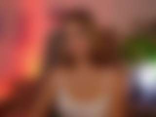 TinyTara's Live Sex Cam Show