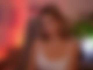 TinyTara's Live Sex Cam Show