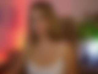 TinyTara's Live Sex Cam Show