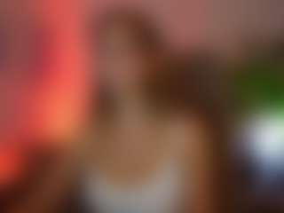 TinyTara's Live Sex Cam Show