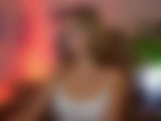 TinyTara's Live Sex Cam Show