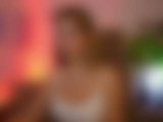 TinyTara's Live Sex Cam Show