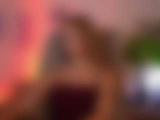 TinyTara's Live Sex Cam Show