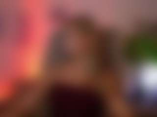 Live cam show with TinyTara - Young Adult on madthumbs