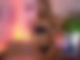 TinyTara's Live Sex Cam Show