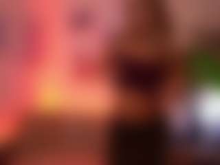 TinyTara's Live Sex Cam Show